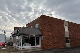 1226 Roselle Road N, Schaumburg, IL 60195 - Photo 4