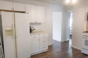 113 S Westlawn Ave, Aurora, IL 60506 - Photo 8