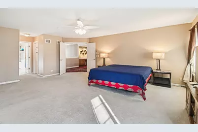 7421 Prescott Lane, Gurnee, IL 60031 - Photo 10
