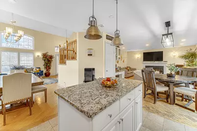 589 Marseilles Circle, Buffalo Grove, IL 60089 - Photo 8