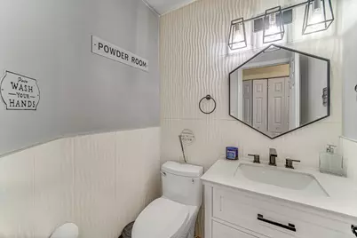 589 Marseilles Circle, Buffalo Grove, IL 60089 - Photo 12