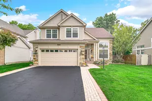 589 Marseilles Cir, Buffalo Grove, IL 60089 - Photo 1