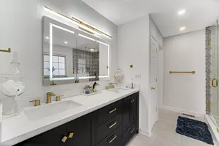 589 Marseilles Cir, Buffalo Grove, IL 60089 - Photo 16