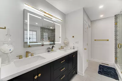 589 Marseilles Circle, Buffalo Grove, IL 60089 - Photo 18