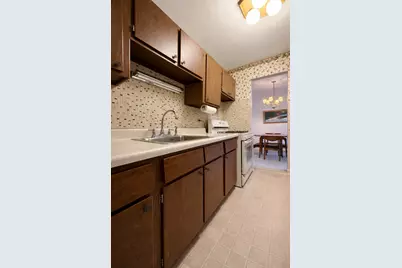 9820 S Pulaski Road #122, Oak Lawn, IL 60453 - Photo 6