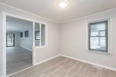 510 Forest Glen Drive, Round Lake Park, IL 60073 - Photo 8