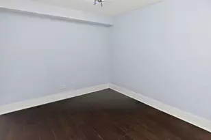 7724 Woodward Ave, Woodridge, IL 60517 - Photo 10