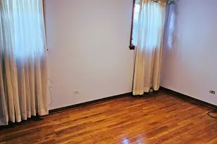 8605 S Calumet Ave, Chicago, IL 60619 - Photo 8