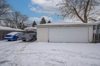 2042 Gideon Avenue, Zion, IL 60099 - Photo 16