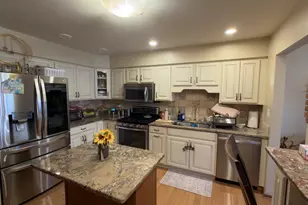 7717 W 158th Ct, Orland Park, IL 60462 - Photo 8