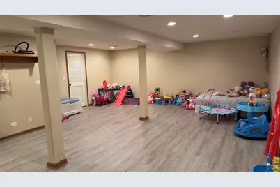 7717 W 158th Court, Orland Park, IL 60462 - Photo 16