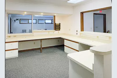 1515 W Walnut Street #9, Jacksonville, IL 62650 - Photo 4