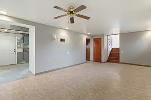 125 Mildred Ln, Chicago Heights, IL 60411 - Photo 18