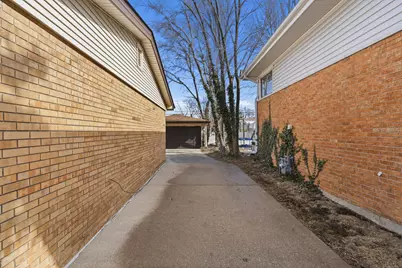 125 Mildred Lane, Chicago Heights, IL 60411 - Photo 32