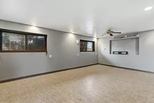 125 Mildred Ln, Chicago Heights, IL 60411 - Photo 20