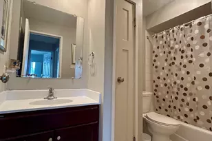 12850 Crestbrook Ct, Crestwood, IL 60418 - Photo 10