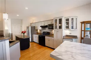 508 N Raven Rd, Shorewood, IL 60404 - Photo 8