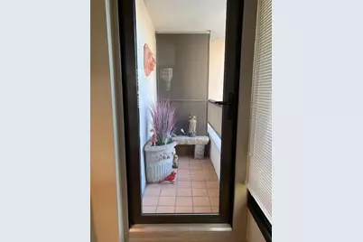 1030 N State Street #14H, Chicago, IL 60610 - Photo 4