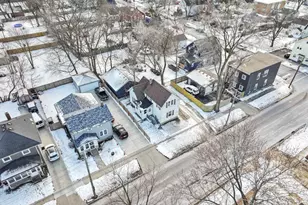 418 W Illinois Ave, Aurora, IL 60506 - Photo 32