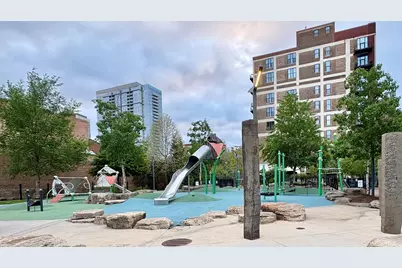 320 E 21st Street #709, Chicago, IL 60616 - Photo 24