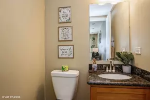 1797 Queensbury Cir, Hoffman Estates, IL 60169 - Photo 14