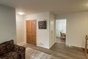 8326 Christiana Ave, Skokie, IL 60076 - Photo 10