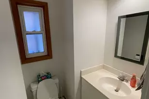 8326 Christiana Ave, Skokie, IL 60076 - Photo 22