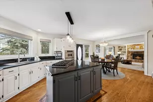 1010 Revere Ct, Naperville, IL 60540 - Photo 8