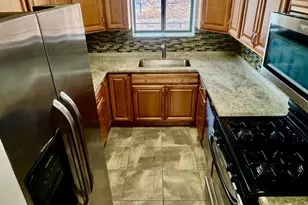 1463 Mercury Dr, Schaumburg, IL 60193 - Photo 6