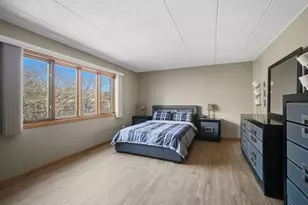 1380 Oakwood Ave, Des Plaines, IL 60016 - Photo 10