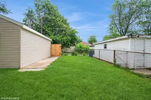 12529 S Loomis St, Calumet Park, IL 60827 - Photo 20