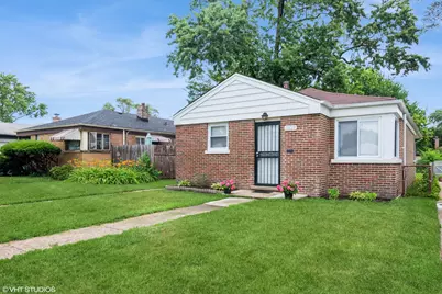 12529 S Loomis Street, Calumet Park, IL 60827 - Photo 1