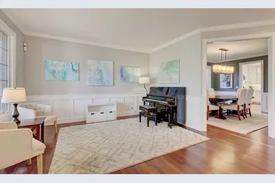 881 S Bryan Street, Elmhurst, IL 60126 - Photo 6