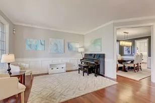 881 S Bryan St, Elmhurst, IL 60126 - Photo 6