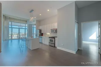 [Address not provided], Chicago, IL 60607 - Photo 2