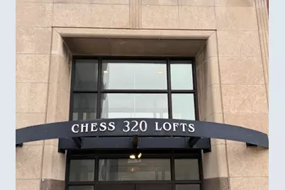 320 E 21st Street #405, Chicago, IL 60616 - Photo 2