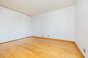 70 W Huron St, Chicago, IL 60654 - Photo 44