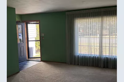 2724 N Country Club Terrace Terrace, Rockford, IL 61103 - Photo 4