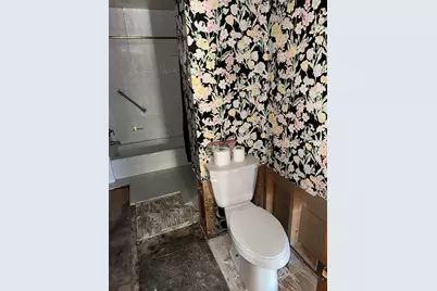 2724 N Country Club Terrace Terrace, Rockford, IL 61103 - Photo 36