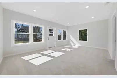 217 E 11th Street, Lockport, IL 60441 - Photo 12