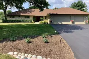 68 Oak Creek Dr, Yorkville, IL 60560 - Photo 1