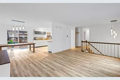 222 Abilene Lane, Vernon Hills, IL 60061 - Photo 8