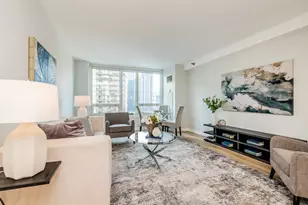 33 W Ontario St, Chicago, IL 60654 - Photo 2