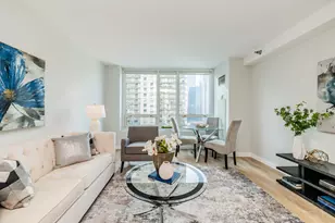 33 W Ontario St, Chicago, IL 60654 - Photo 4