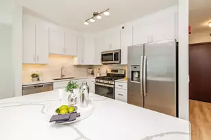 33 W Ontario St, Chicago, IL 60654 - Photo 18