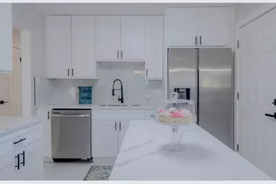 17000 Magnolia Drive, Hazel Crest, IL 60429 - Photo 8