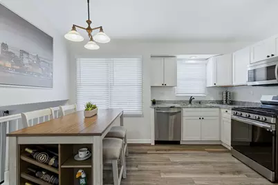 1595 Lois Ann Lane, Naperville, IL 60563 - Photo 8