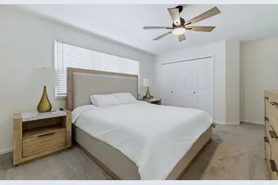 1595 Lois Ann Lane, Naperville, IL 60563 - Photo 10