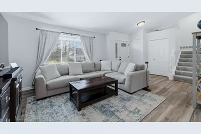 1595 Lois Ann Lane, Naperville, IL 60563 - Photo 4