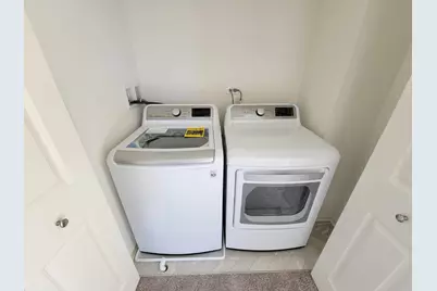 1270 Lakepointe Drive, Schaumburg, IL 60173 - Photo 10